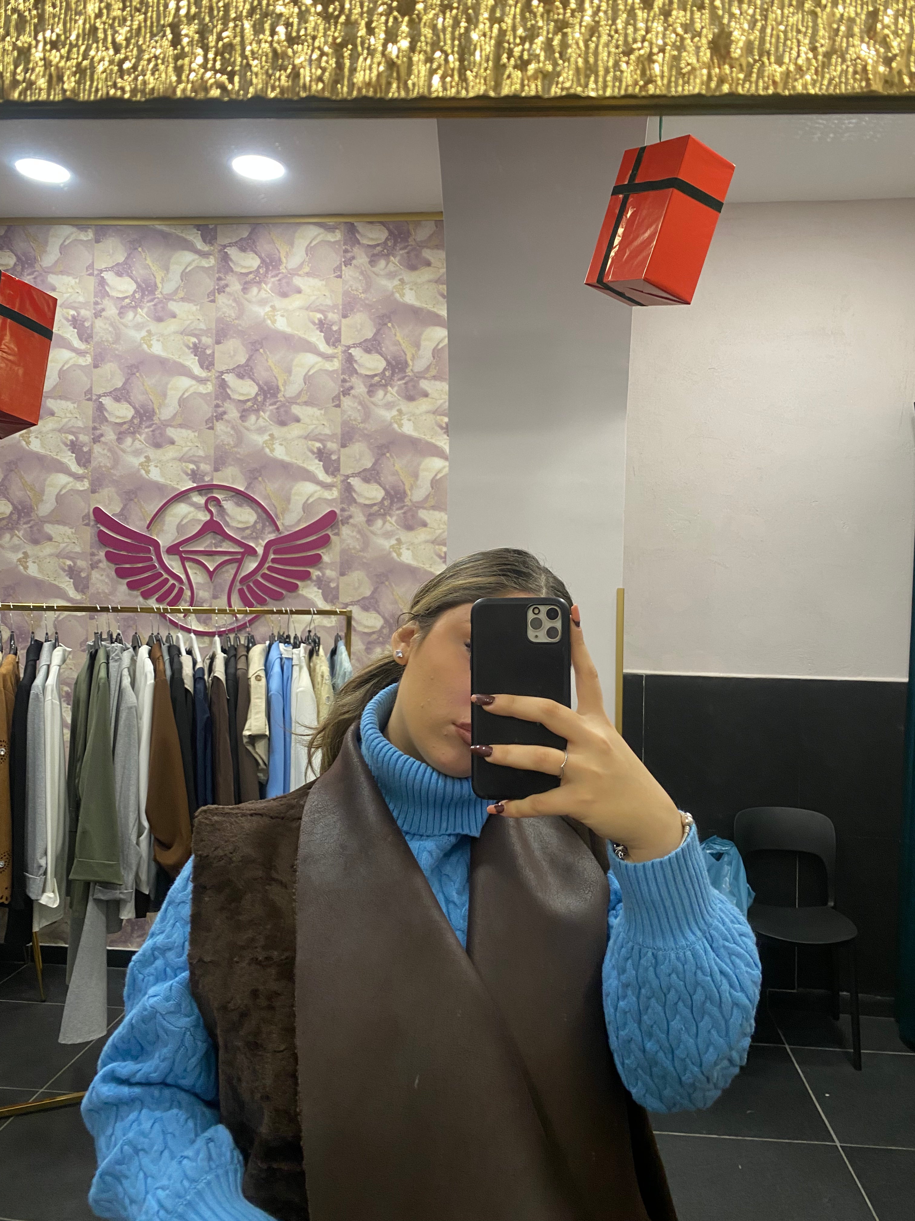 SMANICATO IN ECOPELLE E IN ECOPELLICCIA