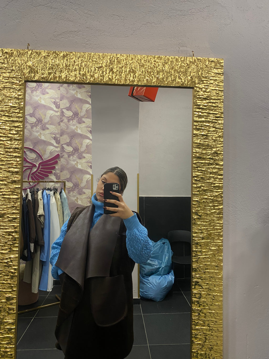 SMANICATO IN ECOPELLE E IN ECOPELLICCIA